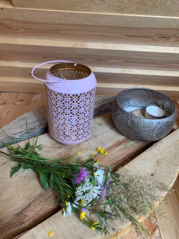 Hillside Bio Glamping *
