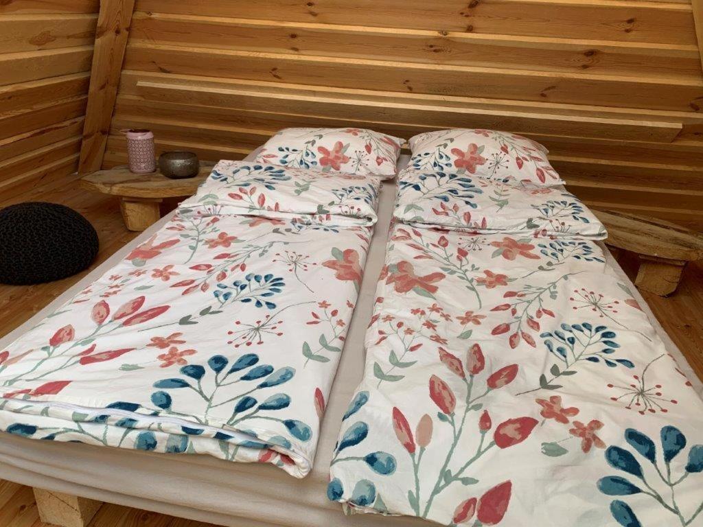 Hillside Bio Glamping Campingplatz *