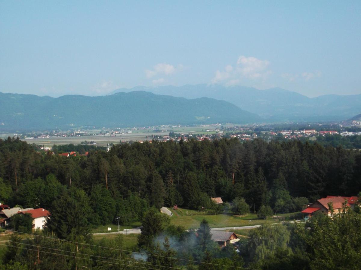 Hillside Bio Glamping * Prebold