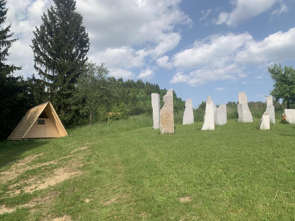 Hillside Bio Glamping Prebold